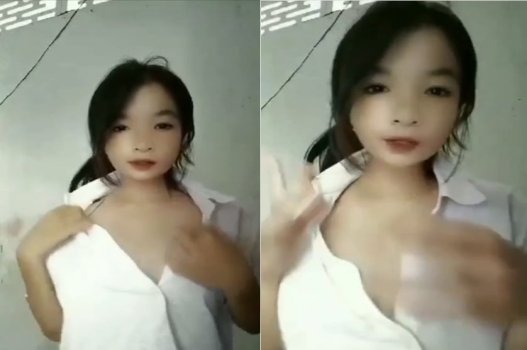 Em học sinh nữ cùng bạn học tập về các tư thế thú vị